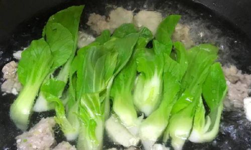 Elevating Fresh Greens:How to Cook Delicious Vegetables