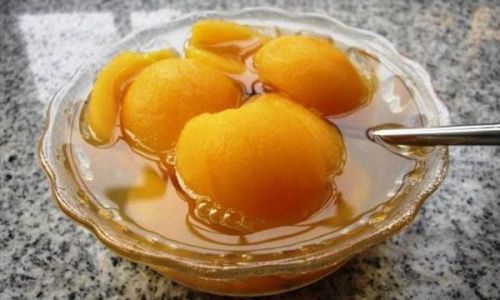How to Brew Fresh Loquat Water for Cough Relief