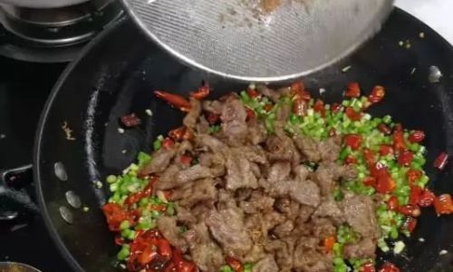 Mastering the Art of Stir-Frying Fresh Beef:Secrets to a Delicious Dish