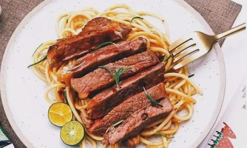 How to Cook a Fresh Steak:A Comprehensive Guide