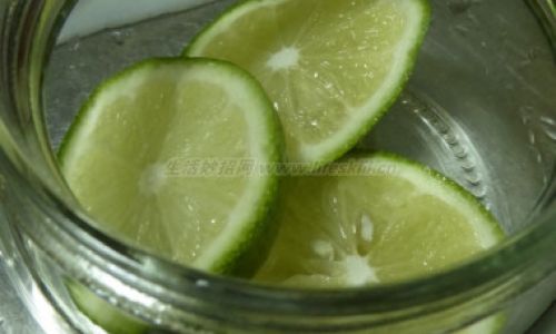How to Pickle Fresh Lemons for a Delightful Taste