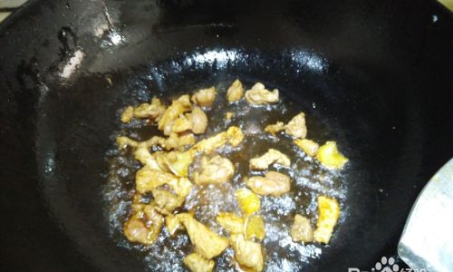 How to Stir-Fry Fresh and Tender Pumpkin for a Delightful Dish