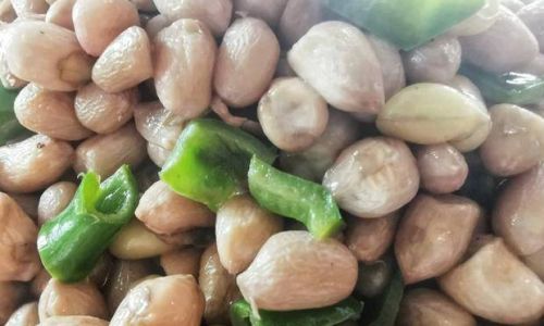 How to Stir-Fry Fresh Longans for a Delicious and Easy Dish