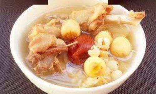 The Dilemma of Debating:Should Fresh Lotus Seeds Be Decored for Soup Making?