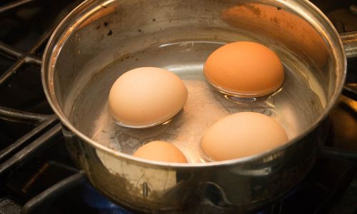 The Ideal Separation:Fresh Eggs and Their Incompatible Companion
