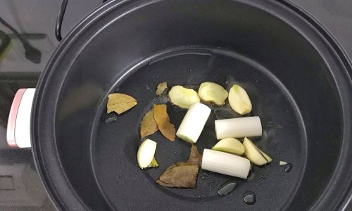 What to Pair with Fresh Hot Pot for a Delicious and Easy Meal