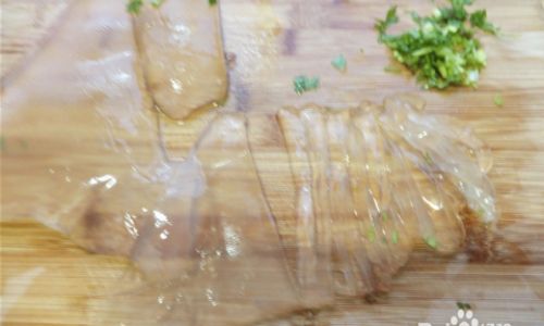 How to Prepare Fresh Jellyfish:A Culinary Delight