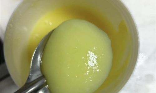The Proper Way to Consume Fresh Royal Jelly
