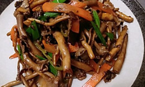 Mastering the Art of Stir-Fried Tea Tree Mushrooms:A Delicious and Nutritious Culinary Adventure