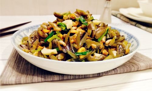 The Art of Stir-Frying Baby Clams:A Step-by-Step Guide to Authentic 炒薄壳