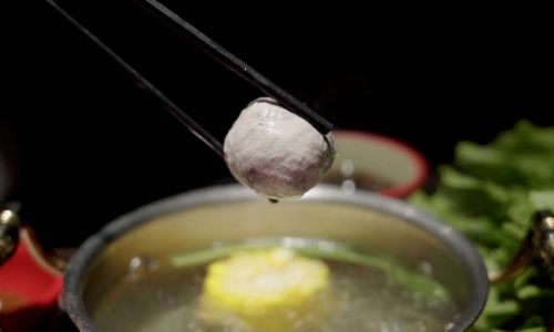 The Art of Crafting Authentic Chaoshan Beef Balls:A Step-by-Step Guide to Traditional Preparation