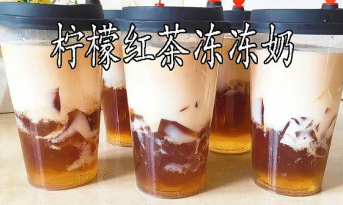 A Step-by-Step Guide to Crafting the Perfect Tea Jelly Milk:A Refreshing Delight