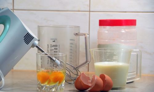 To Water or Not to Water:The Ultimate Guide to Strawberry Juicing