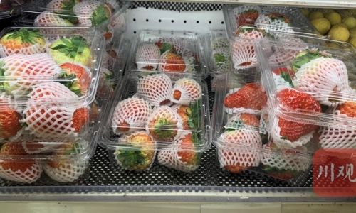 The Optimal Duration for Soaking Strawberries in Saltwater:A Comprehensive Guide