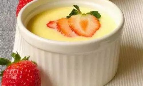 A Delightful Guide to Crafting Homemade Strawberry Pudding:A Step-by-Step Recipe