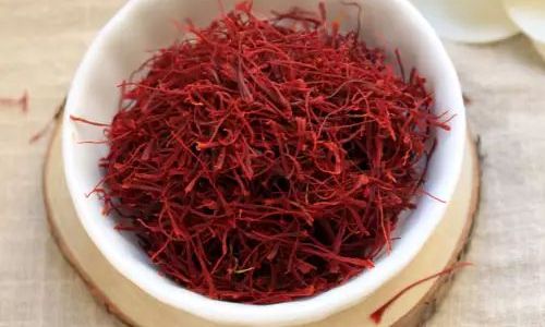 The Golden Elixir:Unveiling the Remarkable Health Benefits and Medicinal Properties of Saffron