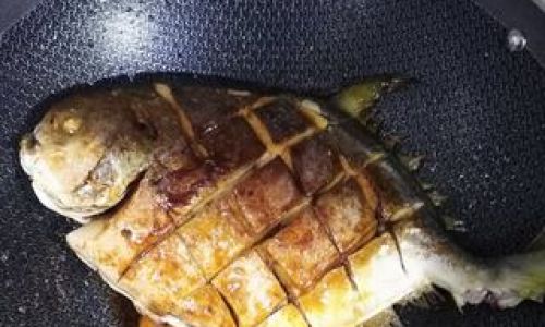 Mastering the Art of Cooking Pomfret:A Comprehensive Guide to Delicious and Healthy Recipes