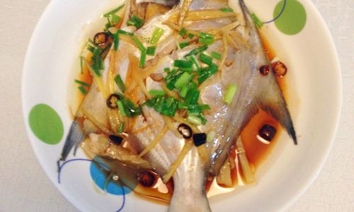 Mastering the Art of Cooking Pomfret:A Comprehensive Guide to Delicious and Healthy Recipes