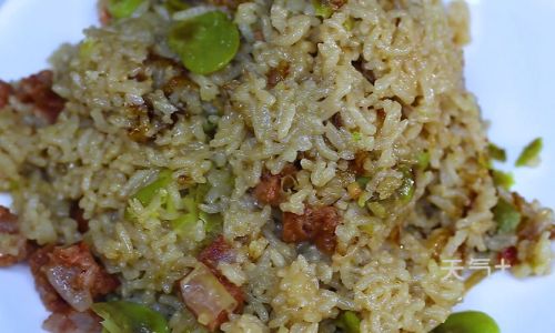 Mastering the Art of Broad Bean Fried Rice:A Step-by-Step Guide to a Delicious and Nutritious Meal