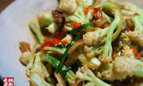 Mastering the Art of Stir-Frying Cauliflower:A Comprehensive Guide to Crispy,Flavorful Perfection