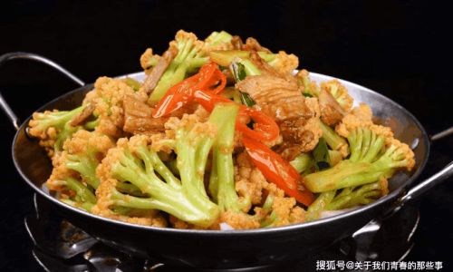 Mastering the Art of Cooking Cauliflower:Blanching and Stir-Frying for Perfect Tenderness