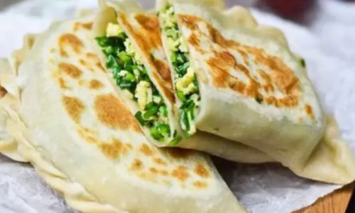 Mastering the Art of Making Traditional Chinese Vegetable Pancakes:A Step-by-Step Guide