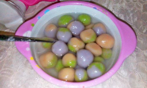 Homemade Colorful Glutinous Rice Balls:A Step-by-Step Guide to Traditional Chinese Sweet Treats