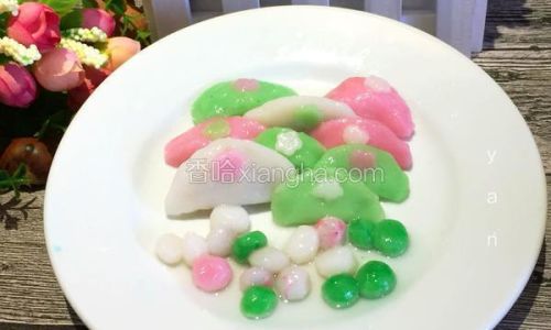 Homemade Colorful Glutinous Rice Balls:A Step-by-Step Guide to Traditional Chinese Sweet Treats