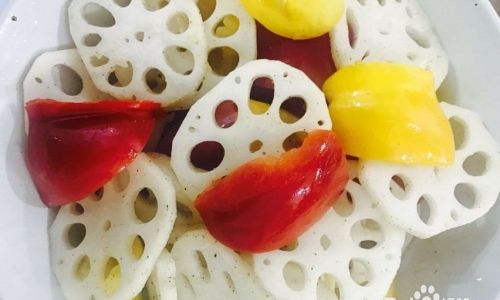 Stir-Fried Lotus Root with Colored Peppers:A Crispy,Colorful Delight