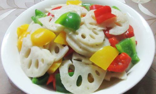 Stir-Fried Lotus Root with Colored Peppers:A Crispy,Colorful Delight