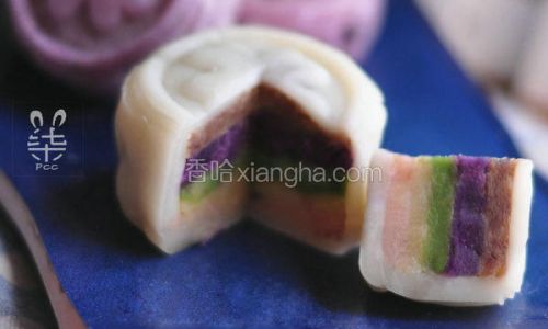 Homemade Rainbow Ice Skin Mooncakes:A Step-by-Step Guide to Creating Vibrant,Delicious Treats