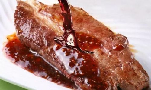 Mastering the Art of Searing Steak:Can a Non-Stick Pan Deliver the Perfect Crust?