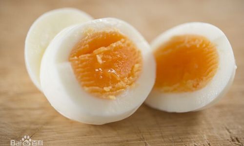 The Great Egg Debate:Unraveling the Safety and Risks of Consuming Undercooked Eggs