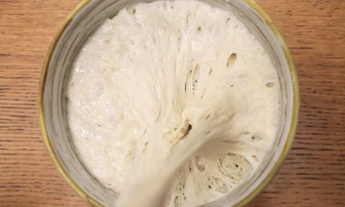 The Secret to Fluffy,No-Knead Bread:Techniques for Irresistible Softness and Flavor