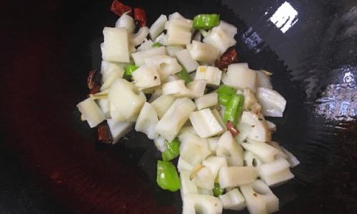 How to Prevent Lotus Root from Turning Black:Expert Tips and Techniques