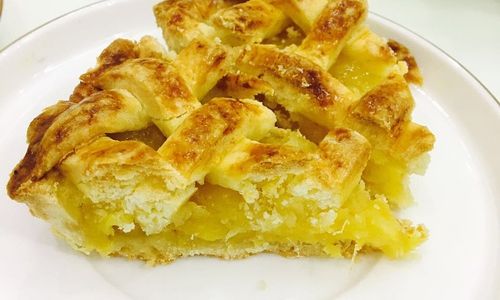 Mastering the Art of Homemade Pineapple Pie:A Step-by-Step Guide to Tropical Sweetness