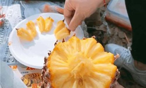 How to Tell if a Pineapple Has Gone Bad:A Comprehensive Guide to Identifying Spoilage Signs