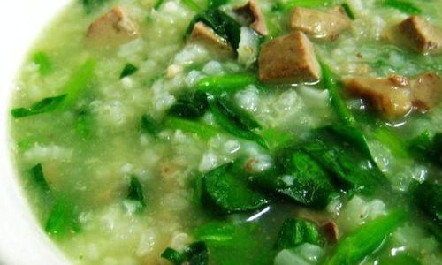 A Step-by-Step Guide to Crafting the Perfect Spinach and Pork Liver Porridge:A Nutritious Delight