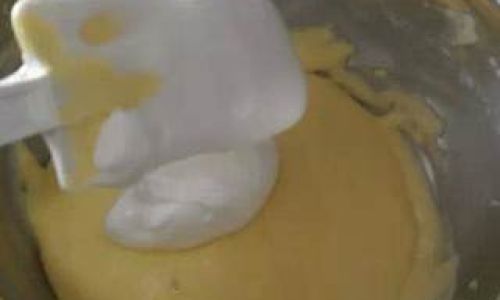 How to Bake Perfect Spinach Chiffon Cupcakes:A Step-by-Step Guide