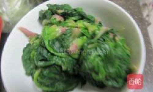 A Flavorful Journey:Mastering the Art of Cooking Spinach with Meat
