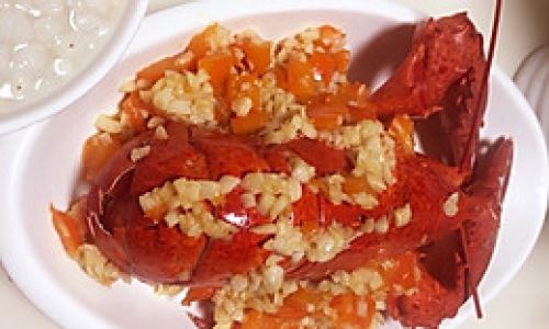 Culinary Mastery:Crafting a Velvety Boston Lobster Brain Soup from Scratch