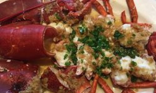 Culinary Mastery:Crafting a Velvety Boston Lobster Brain Soup from Scratch