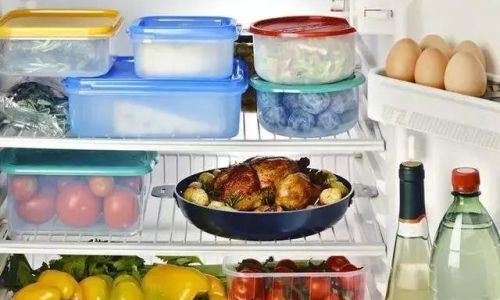 The Great Cake Conundrum:To Refrigerate or Not to Refrigerate?
