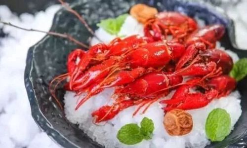 Mastering the Art of Crafting Perfect Chilled Crayfish:A Step-by-Step Guide