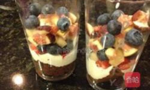 A Guide to Crafting the Perfect Chilled Fresh Fruit Yogurt:A Refreshing Delight for Every Season
