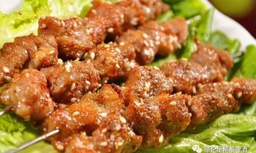 Chilled Lamb with Sour Plum Sauce:A Refreshing Twist on a Classic Dish