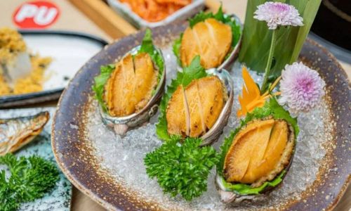 The Art of Crafting Perfect Chilled Abalone Sashimi:A Step-by-Step Guide