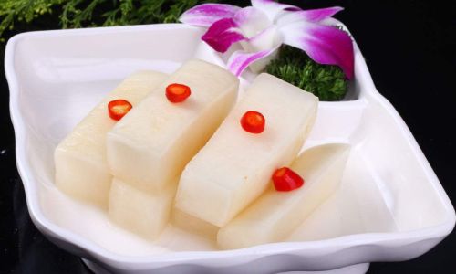 Mastering the Art of Crafting Crispy Chilled Daikon Radish Strips:A Step-by-Step Guide