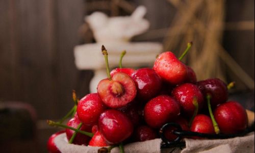 Can You Store Cherries in the Refrigerator?A Comprehensive Guide to Proper Storage and Preservation