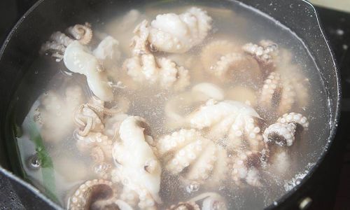 Mastering the Art of Cooking Frozen Octopus:Tips,Techniques,and Delicious Recipes